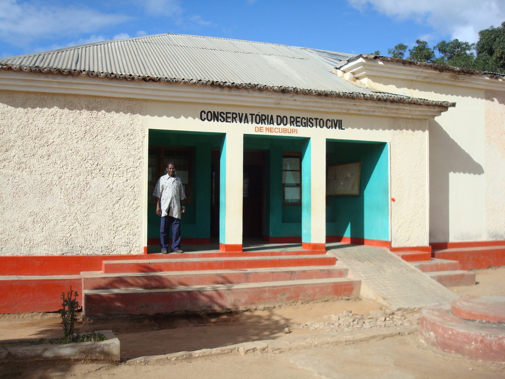 En Mozambique, en la provincia de Nampula, durante los actos violentos la población protege los centros del programa Bravo!